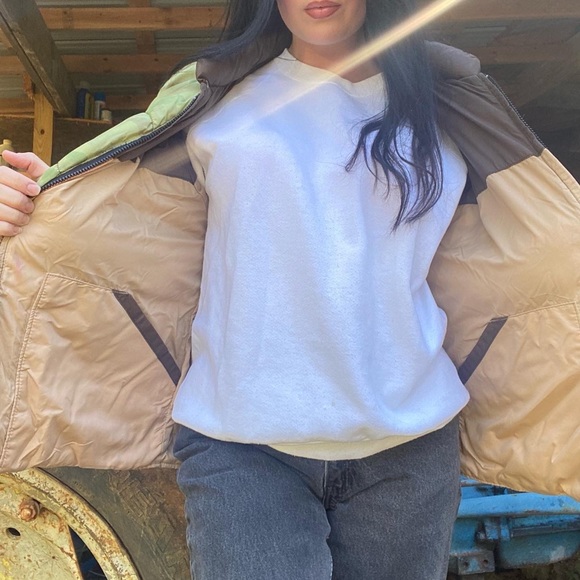 Sold - Picture 6 of 7